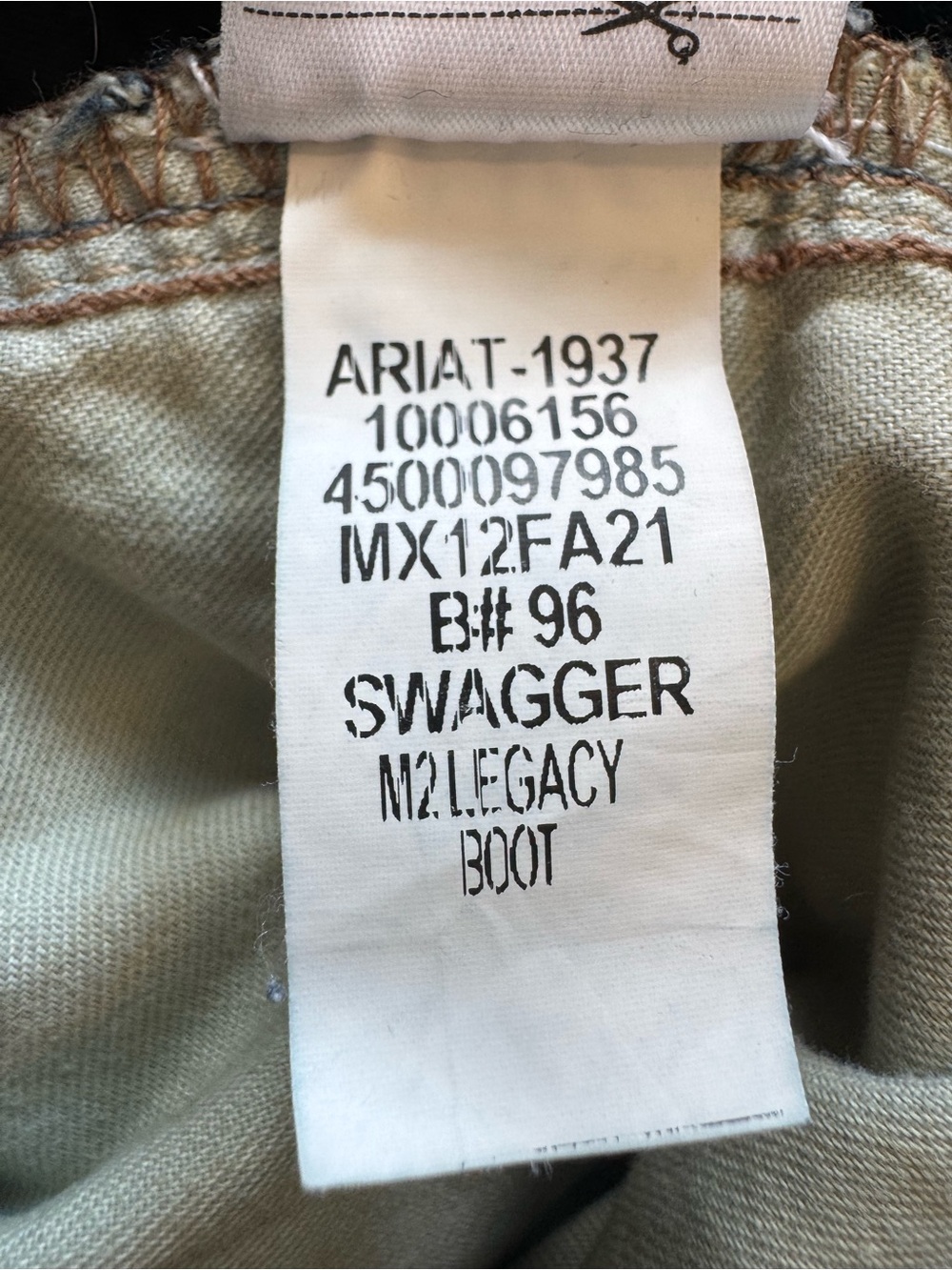 Ariat Legacy M2 Traditional relaxed boot cut jeans - Picture 7 of 11